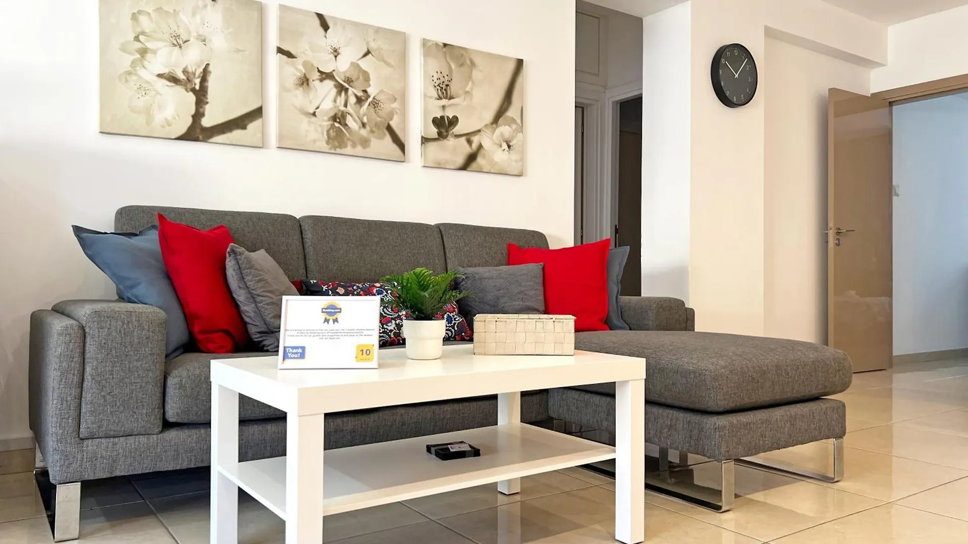 Albert'S Apartment Center 21 Larnaca