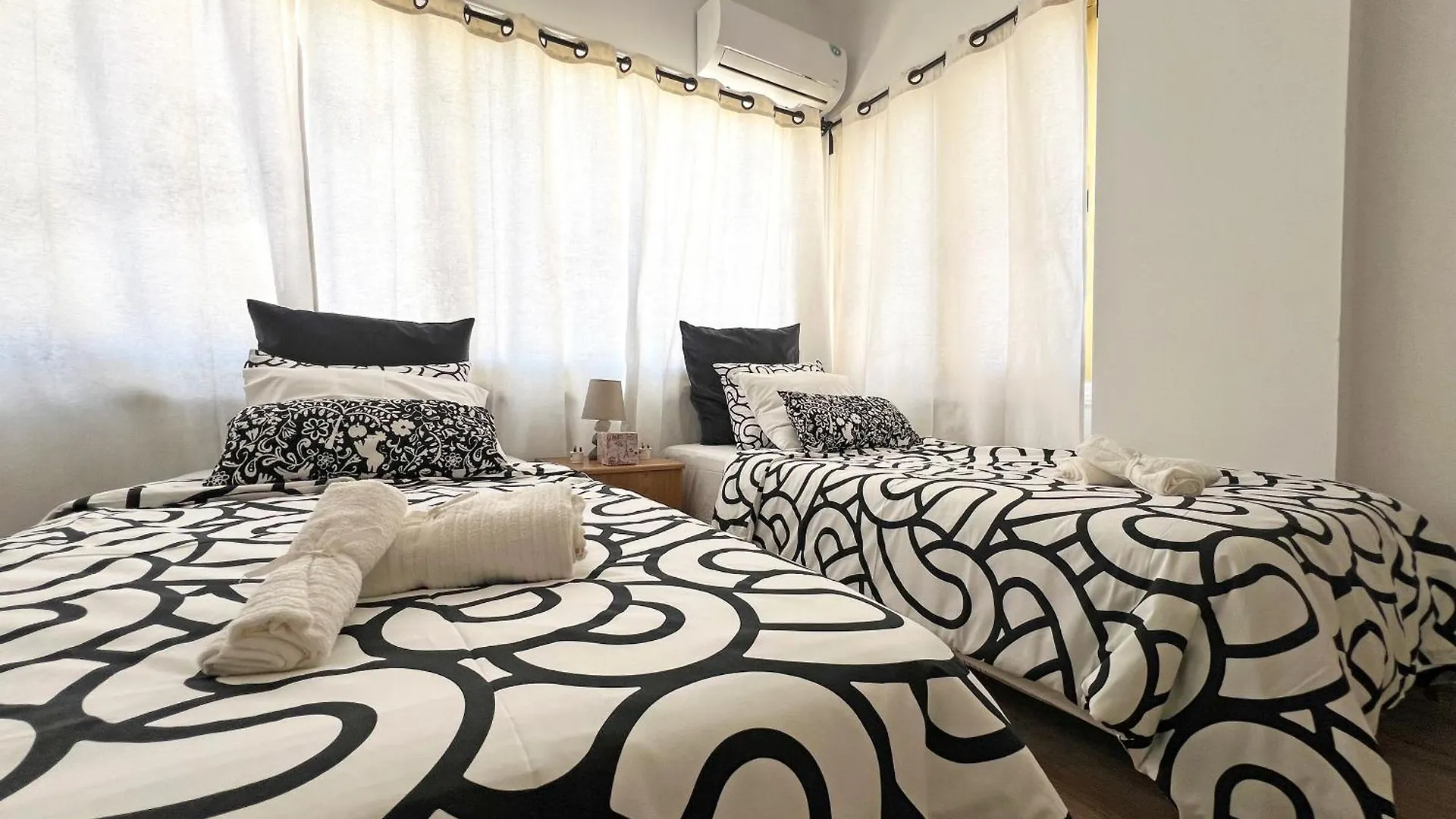 Albert'S Apartment Center 21 Larnaca Cyprus