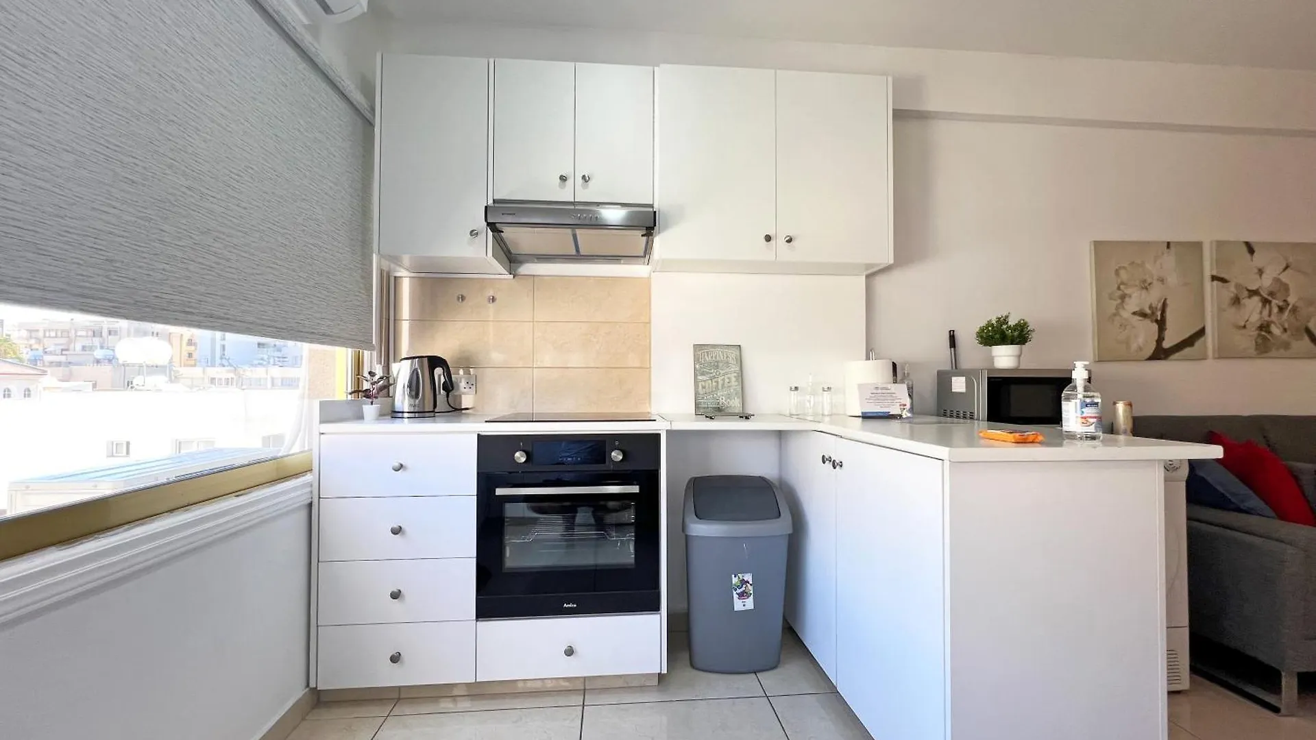 Albert'S Apartment Center 21 Larnaca